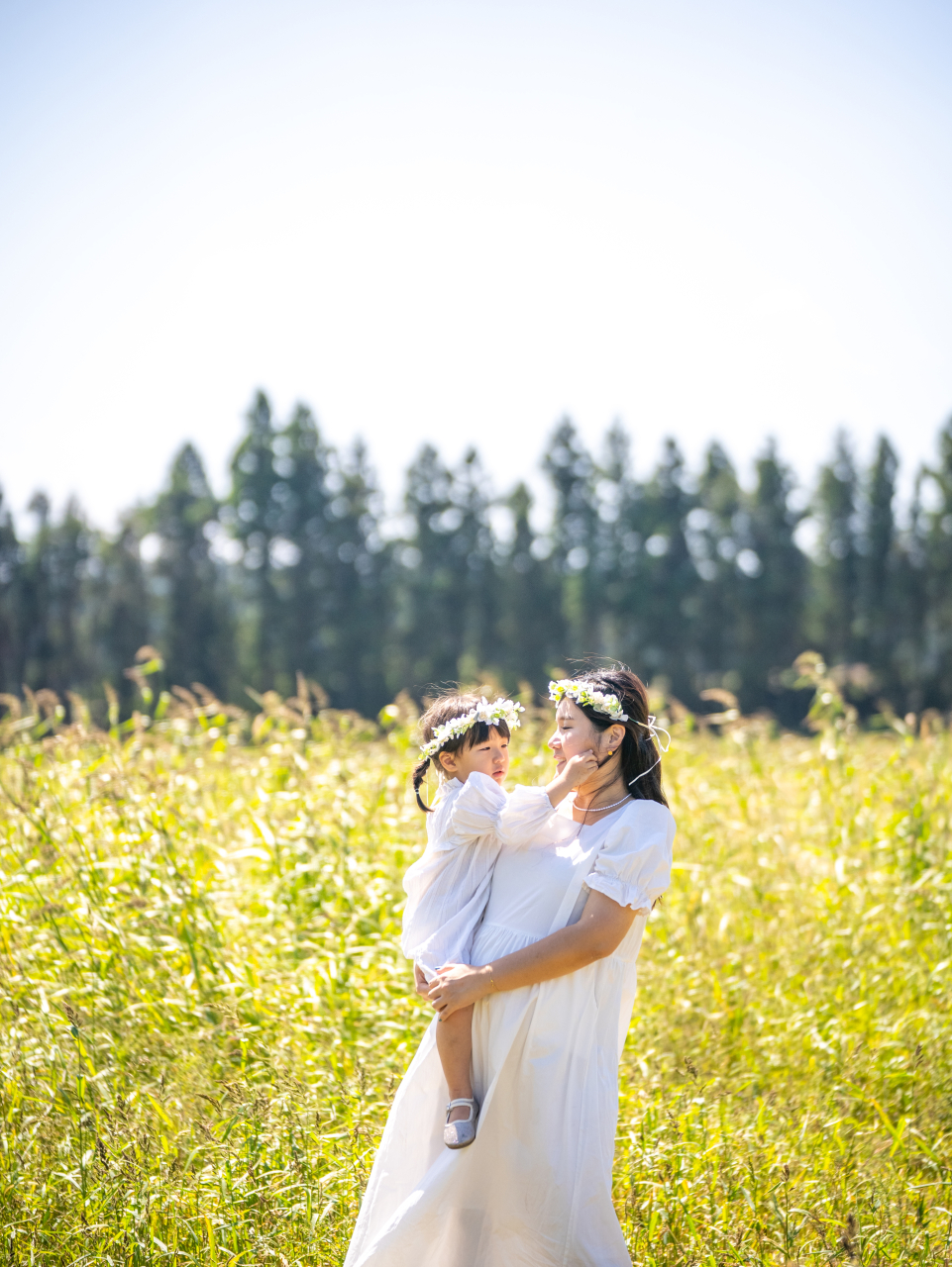 Jeju late-pregnancy snap